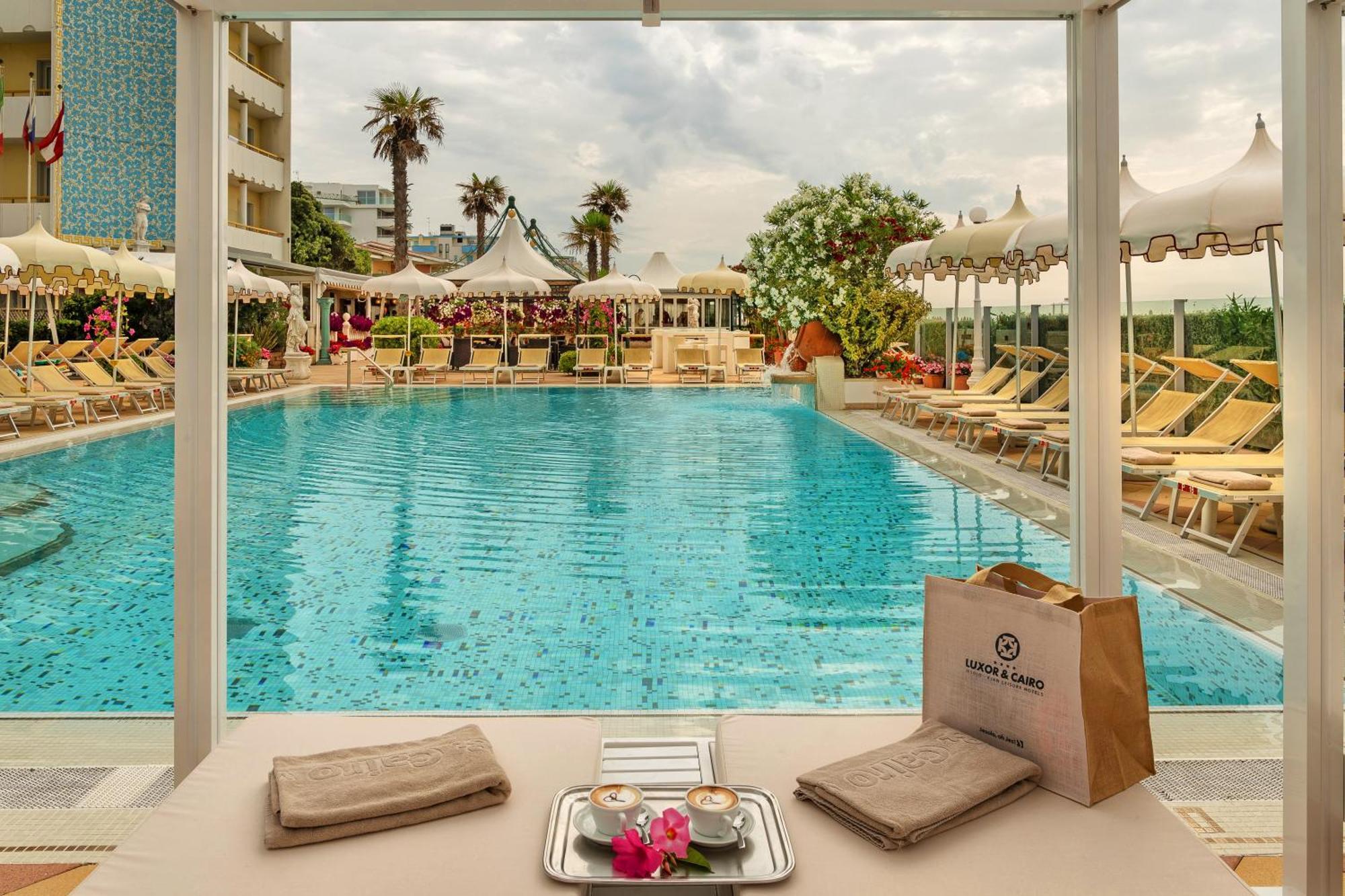 Luxor E Cairo The Beach Resort Lido di Jesolo Exterior foto