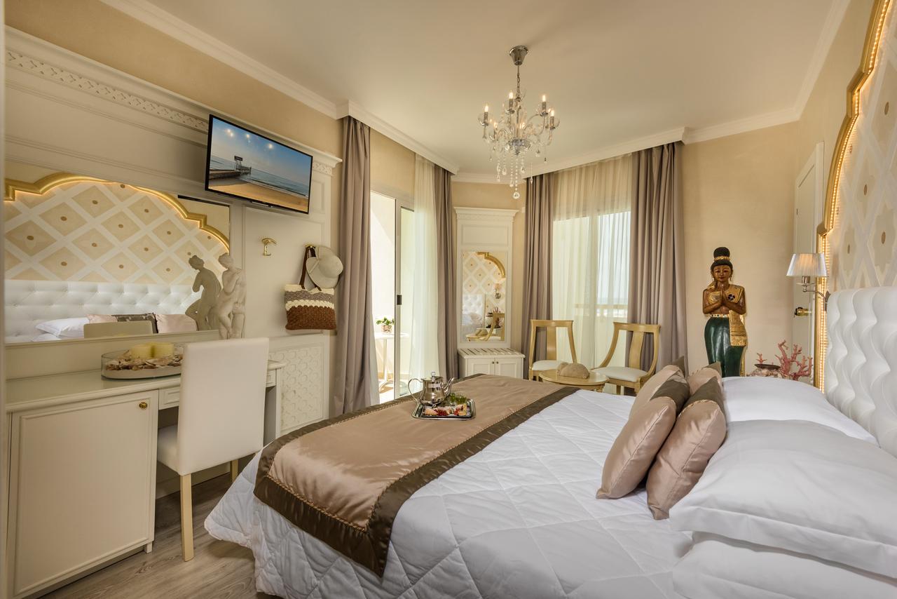 Luxor E Cairo The Beach Resort Lido di Jesolo Exterior foto